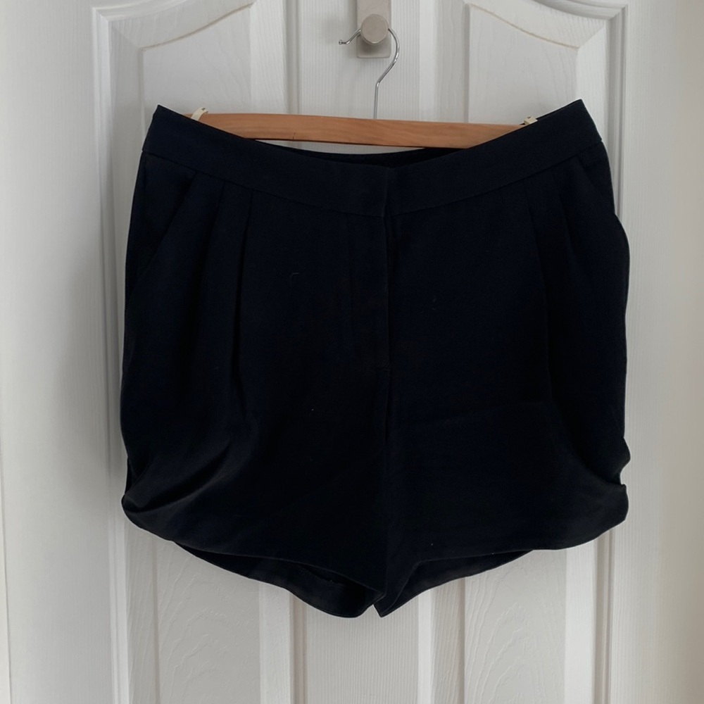Wilfred high waisted dress shorts